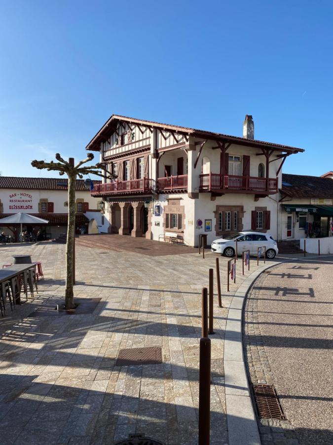 Chambre D'Hote Cosy Hiriburu Saint-Pierre-d'Irube Exterior photo